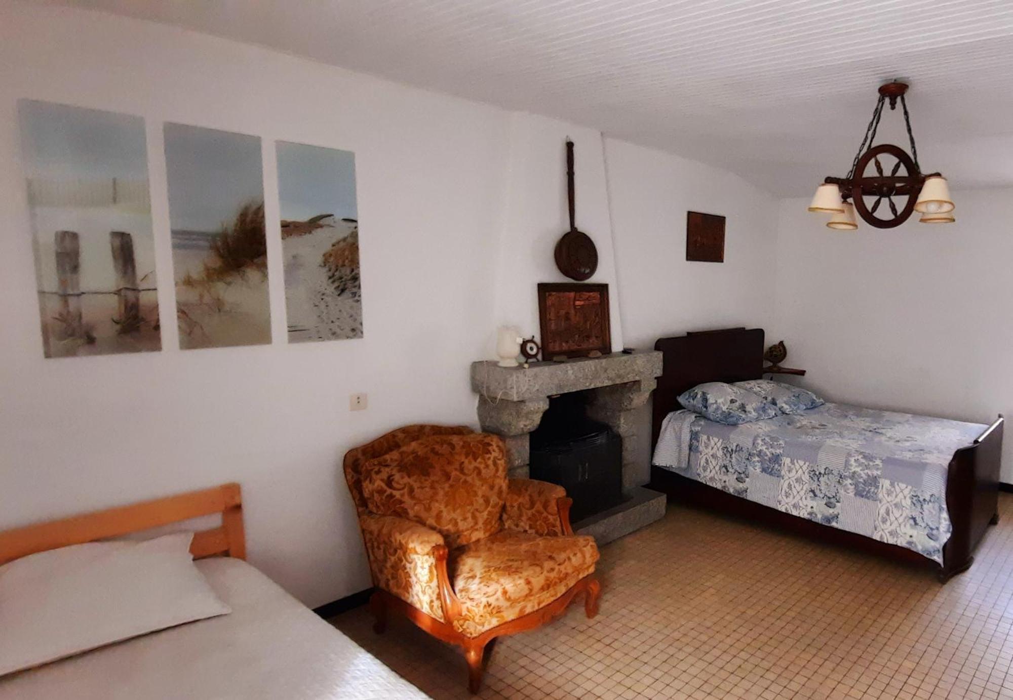 Maison De Pecheur * Brem-Sur-Mer